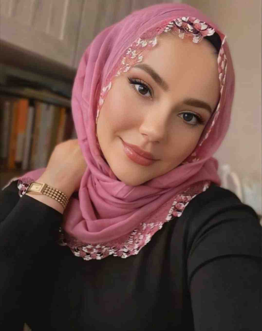 Talas Kibar Partner Bayan Escort Emel