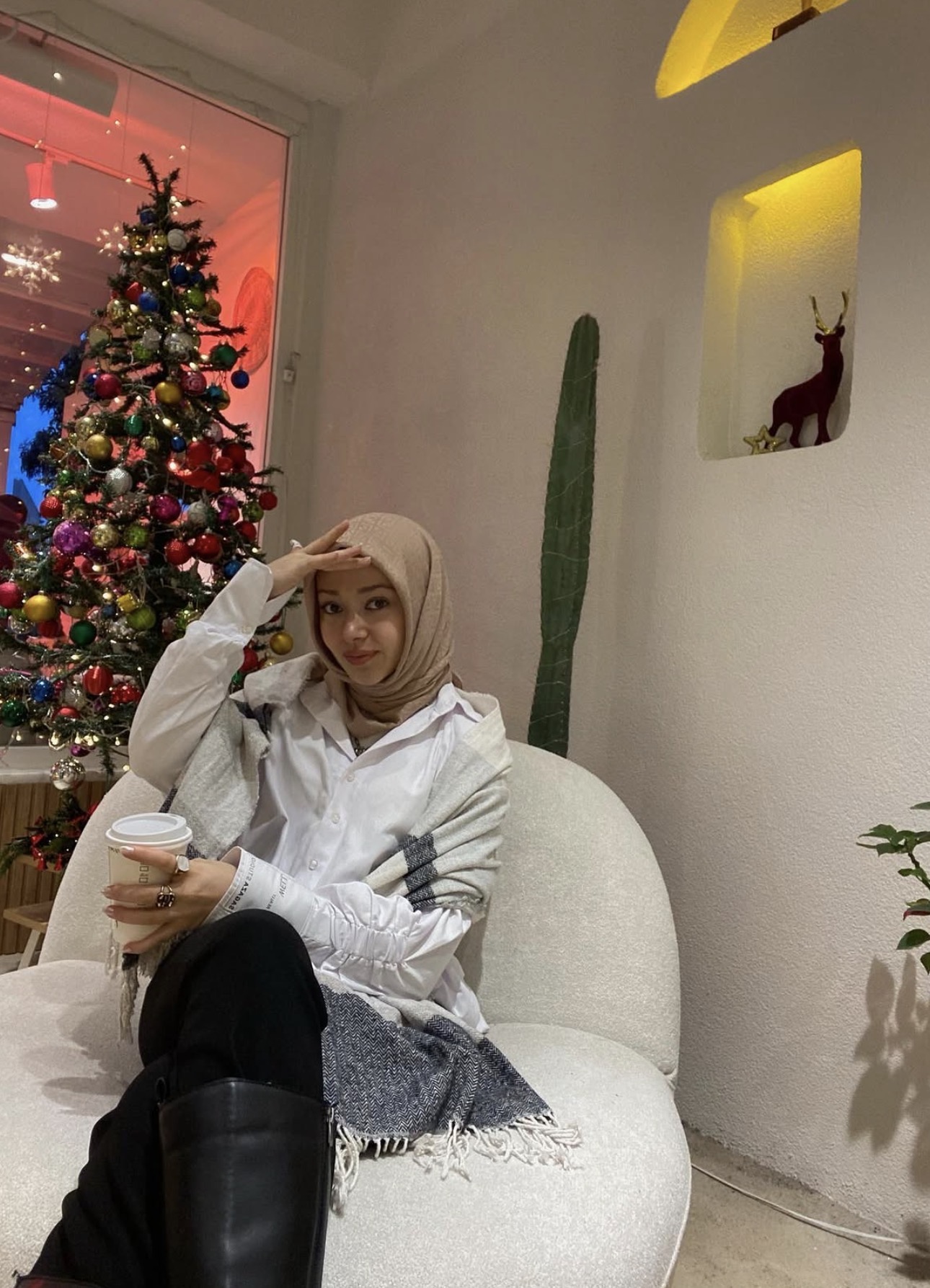 Gömürgen Yeni Eve Gelen Bayan Escort Ceren